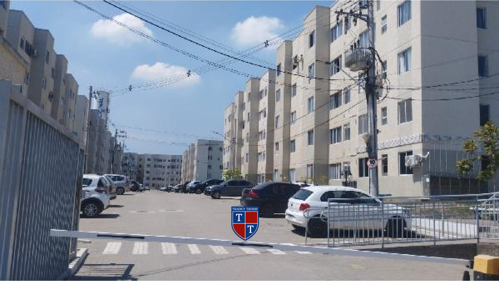 APARTAMENTO em SAO VICENTE