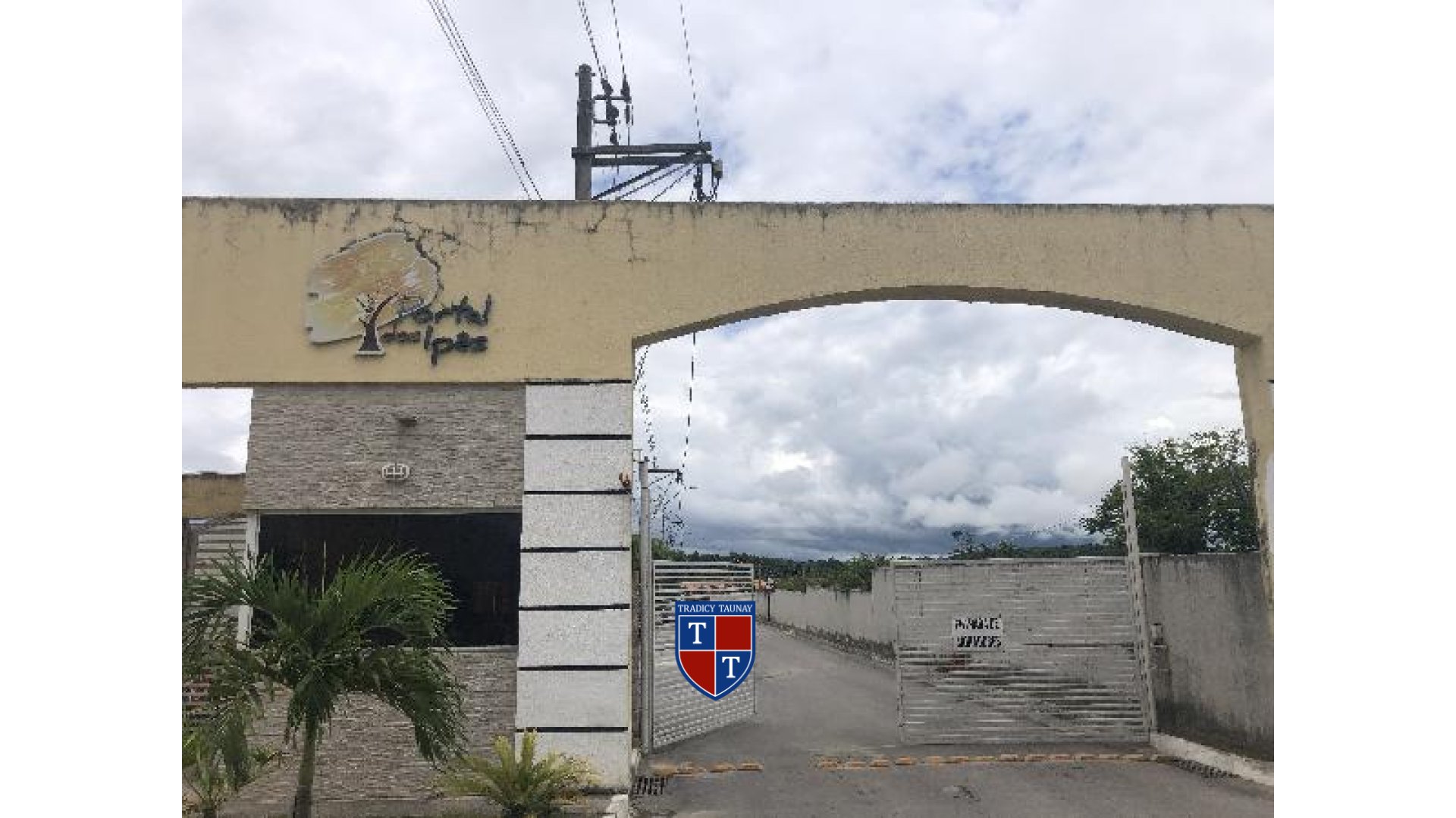 CASA em VENDA DAS PEDRAS