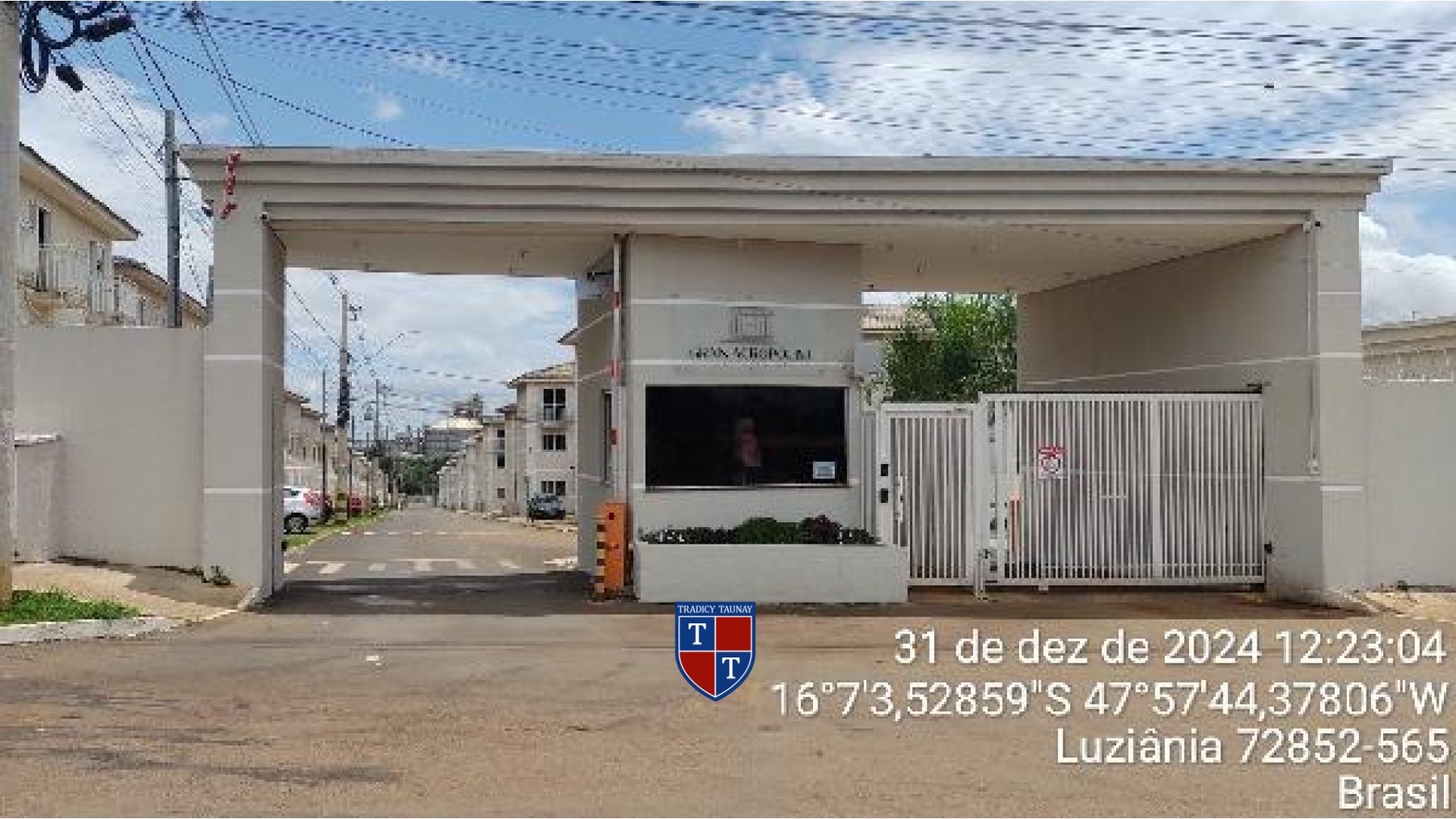 Foto 1 de APARTAMENTO em FAZENDA SAIA VELHA, LUZIANIA/GO - Imóvel Retomado CAIXA Ref 8787708946350