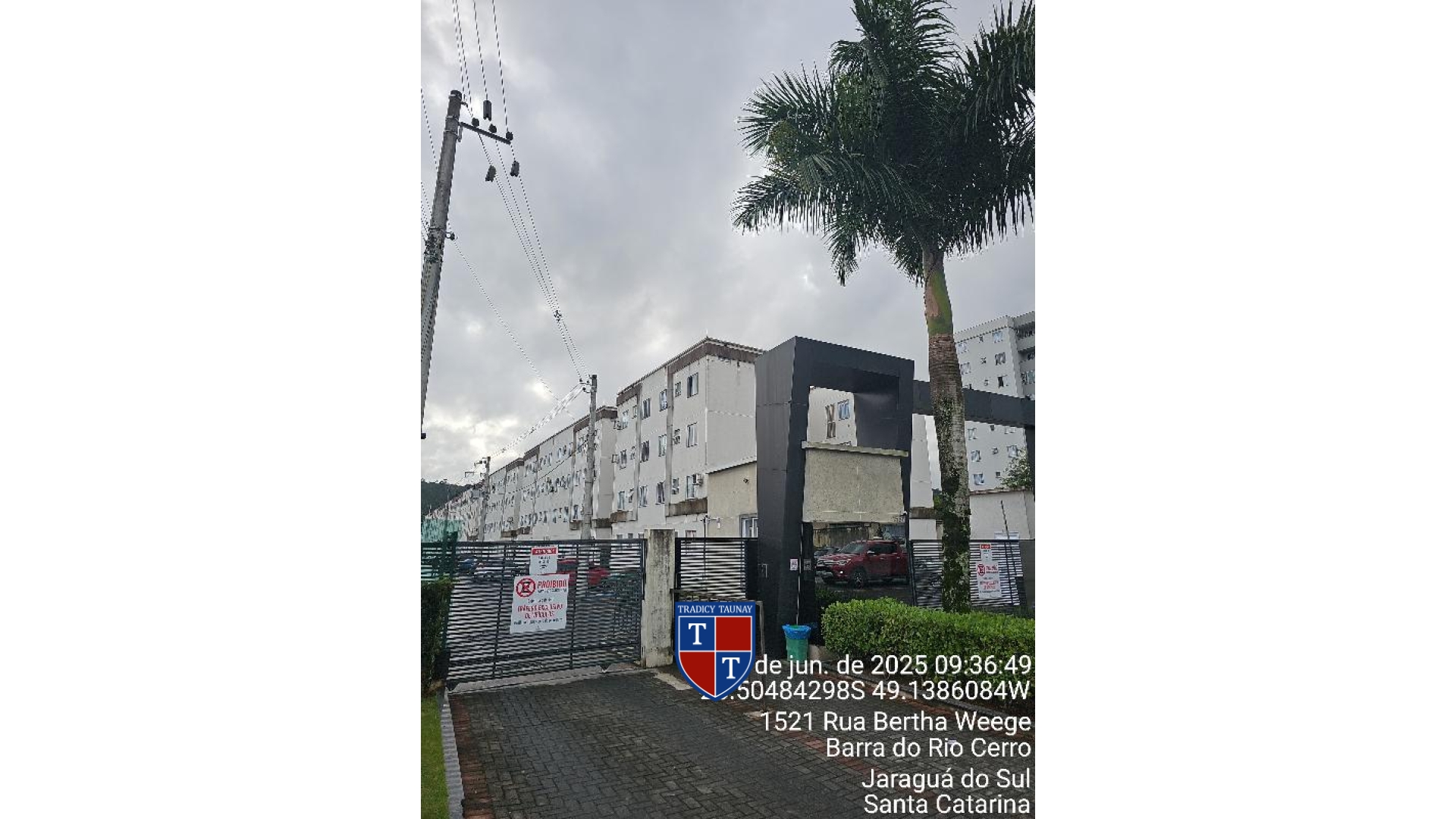APARTAMENTO em JARAGUA 99