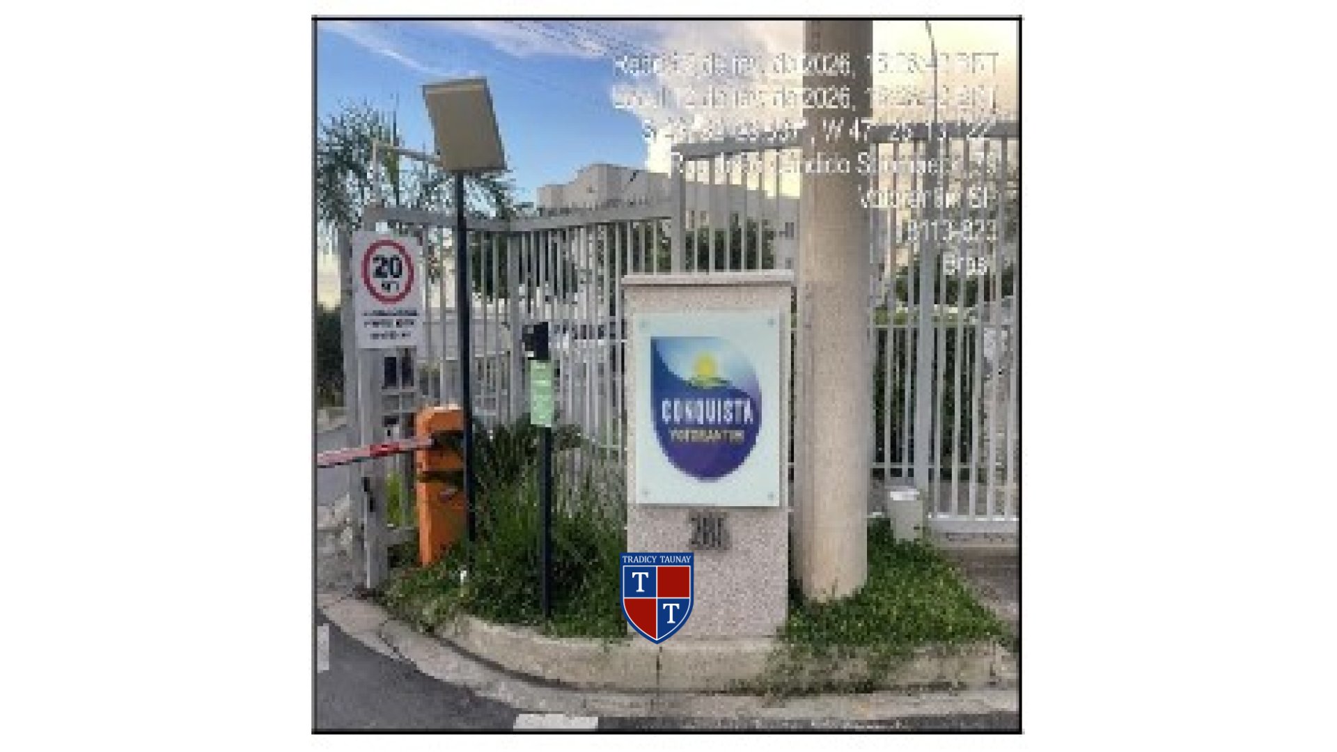 APARTAMENTO em JARDIM ARAUJO