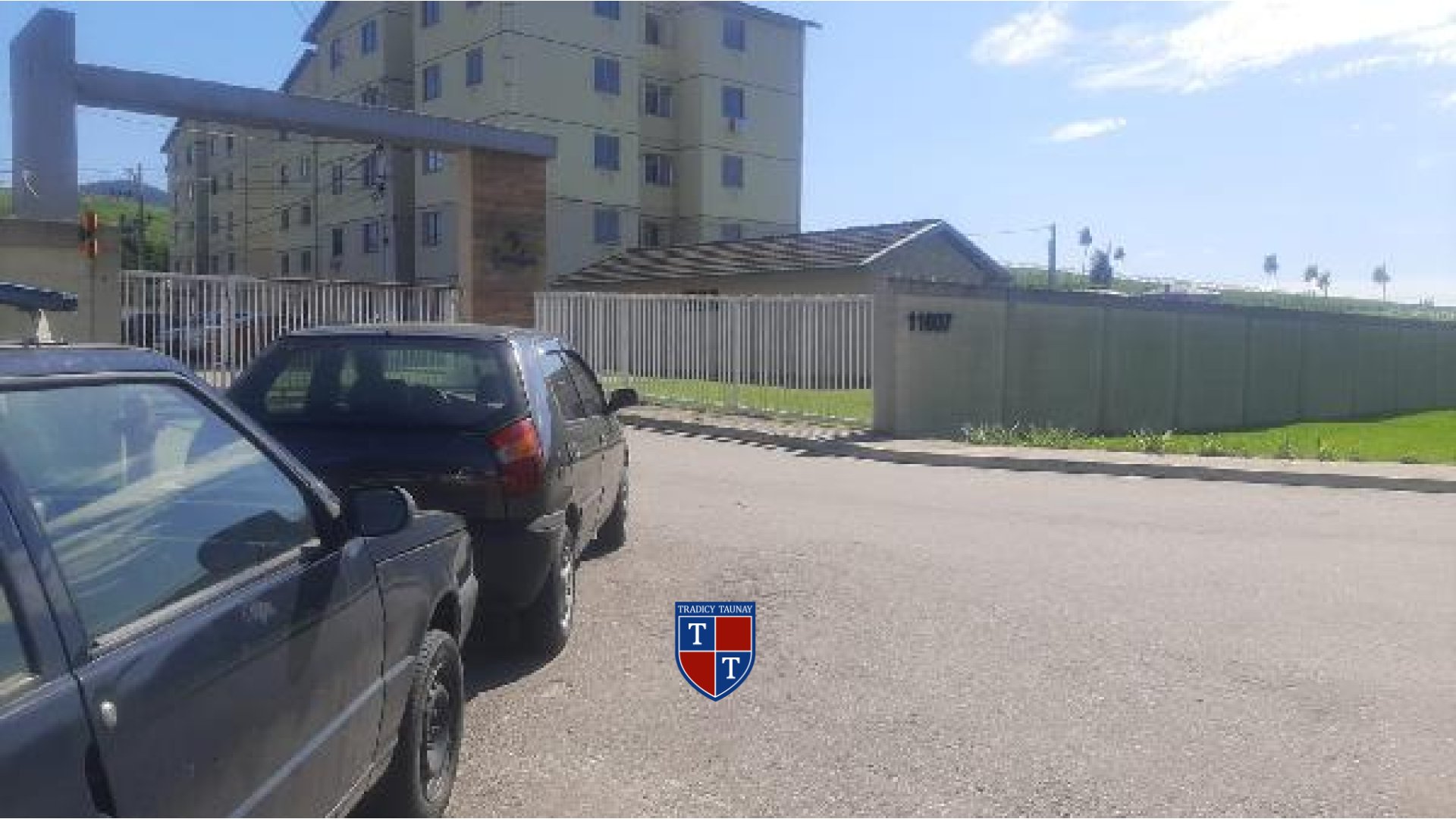 APARTAMENTO em MARAPICU