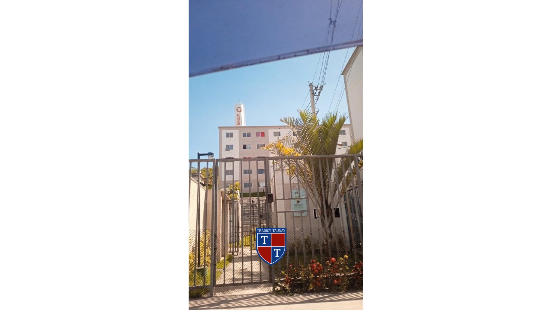 APARTAMENTO em MONJOLOS