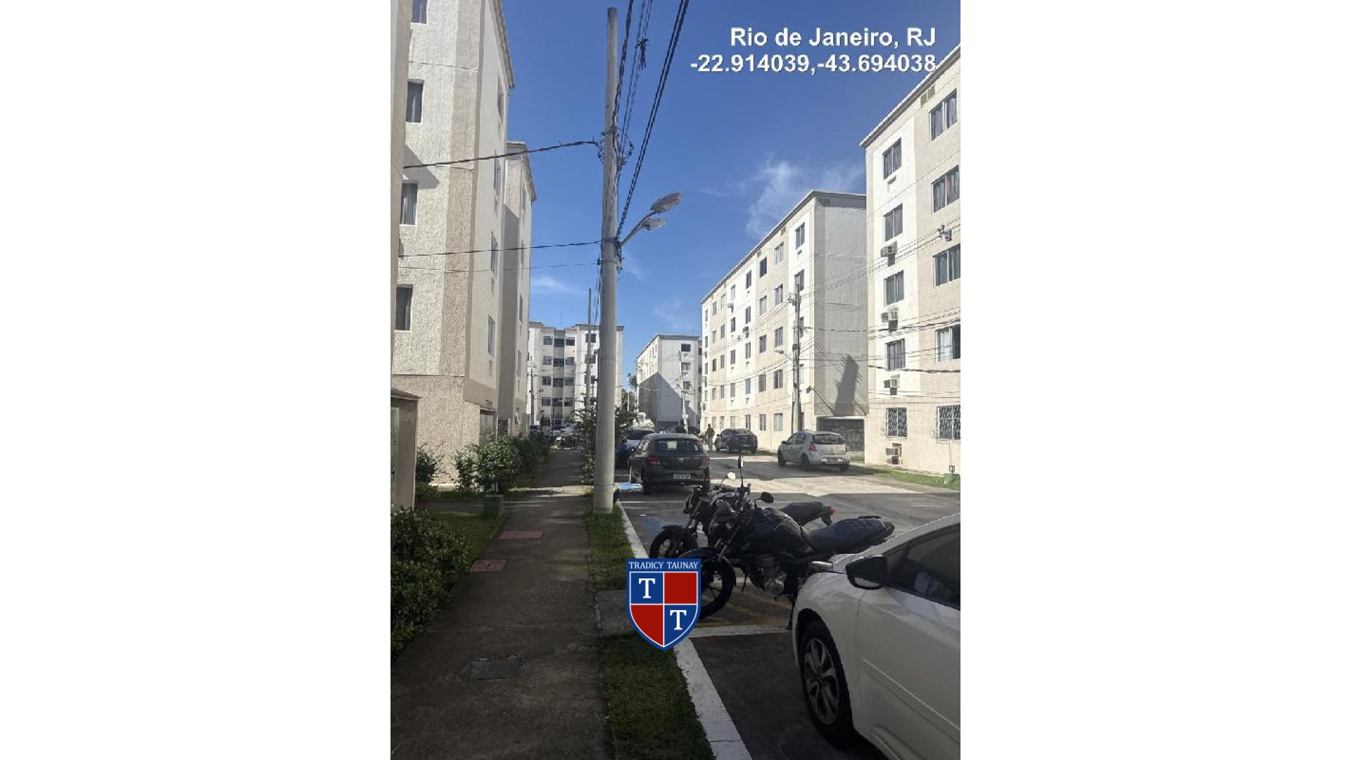 APARTAMENTO em SANTA CRUZ