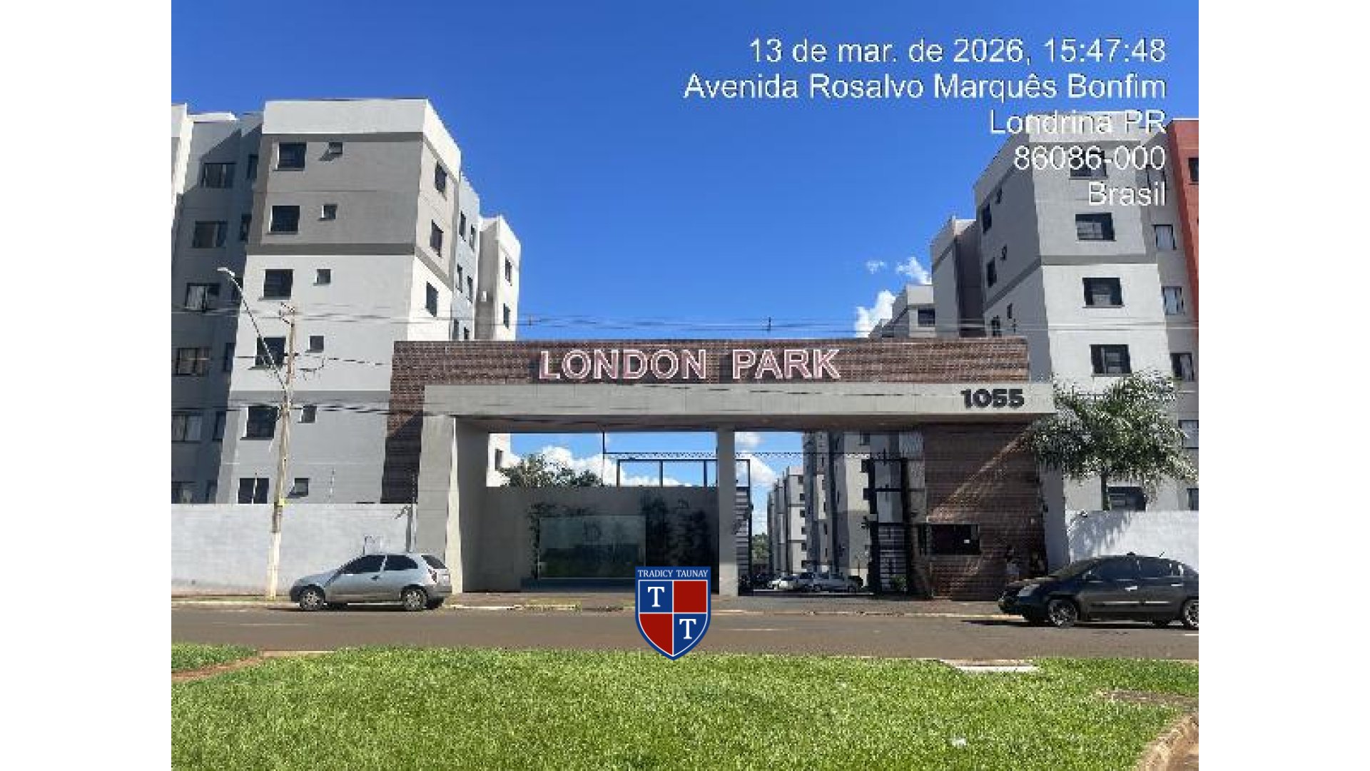APARTAMENTO em JARDIM MARIA CELINA