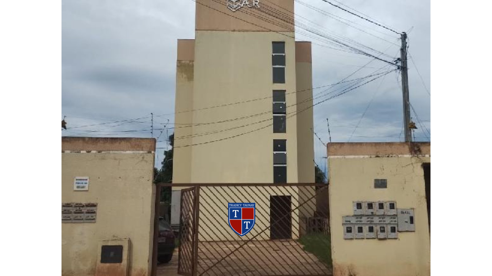 APARTAMENTO em PARQUE ARAGUARI