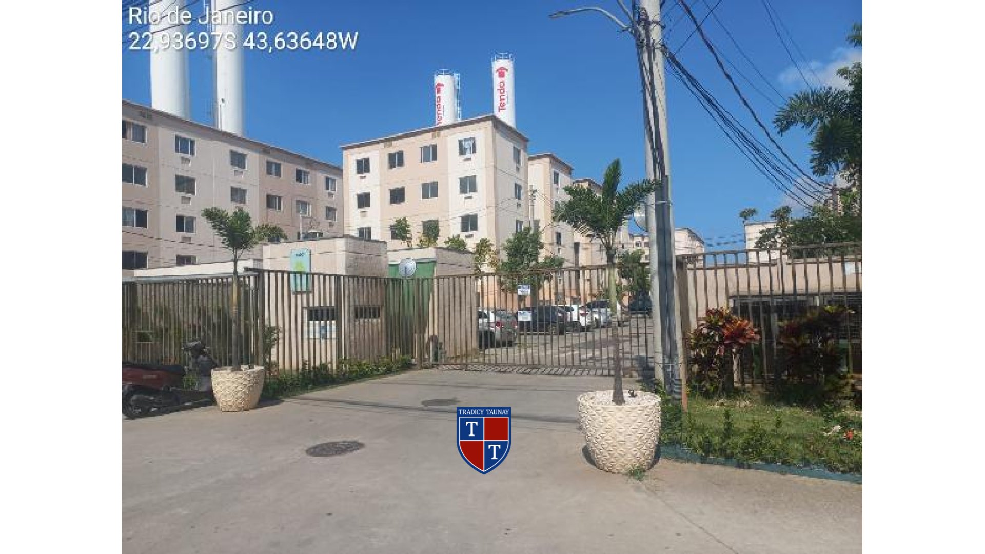 APARTAMENTO em SANTA CRUZ