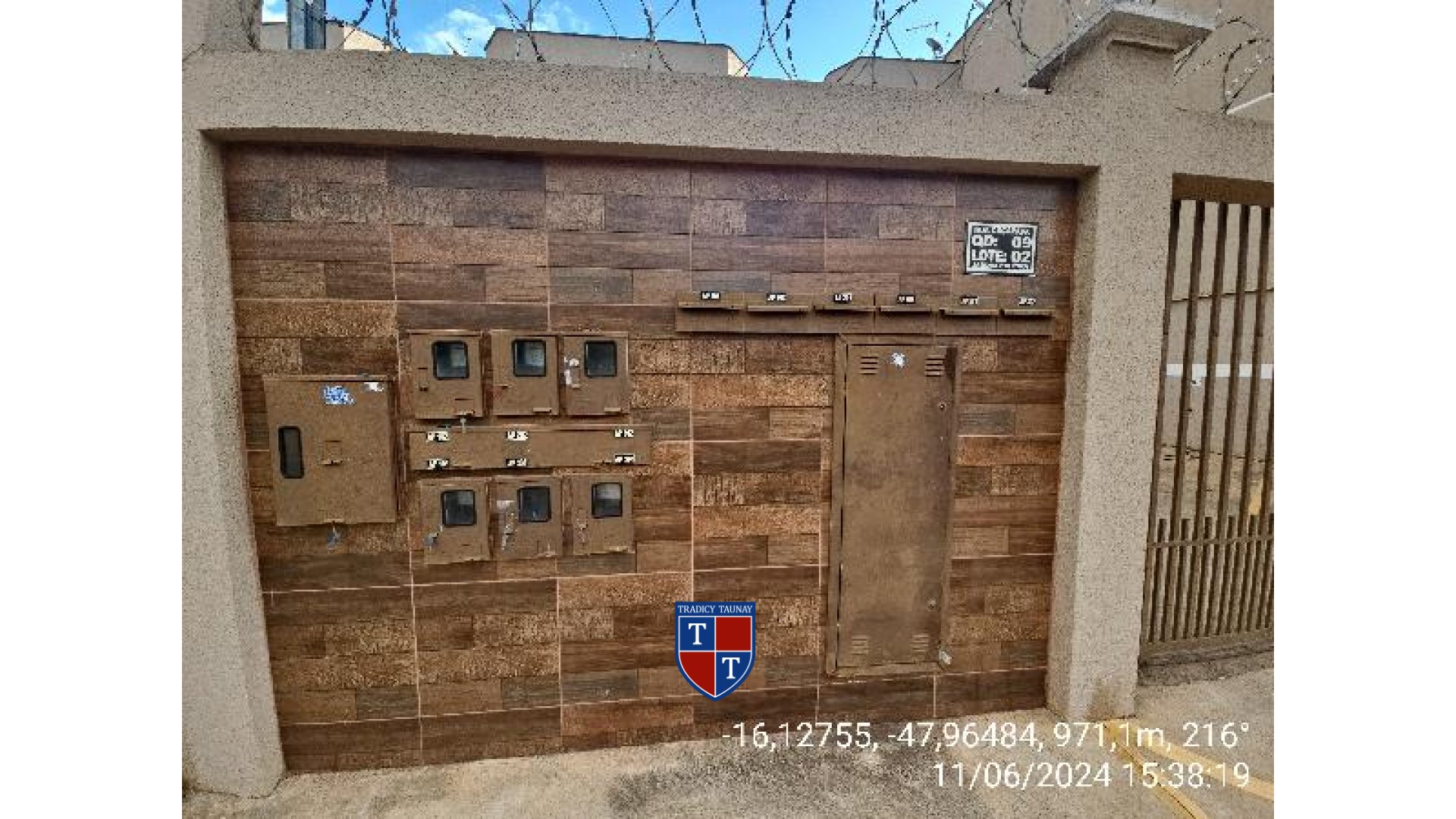 APARTAMENTO em JARDIM ZULEIKA