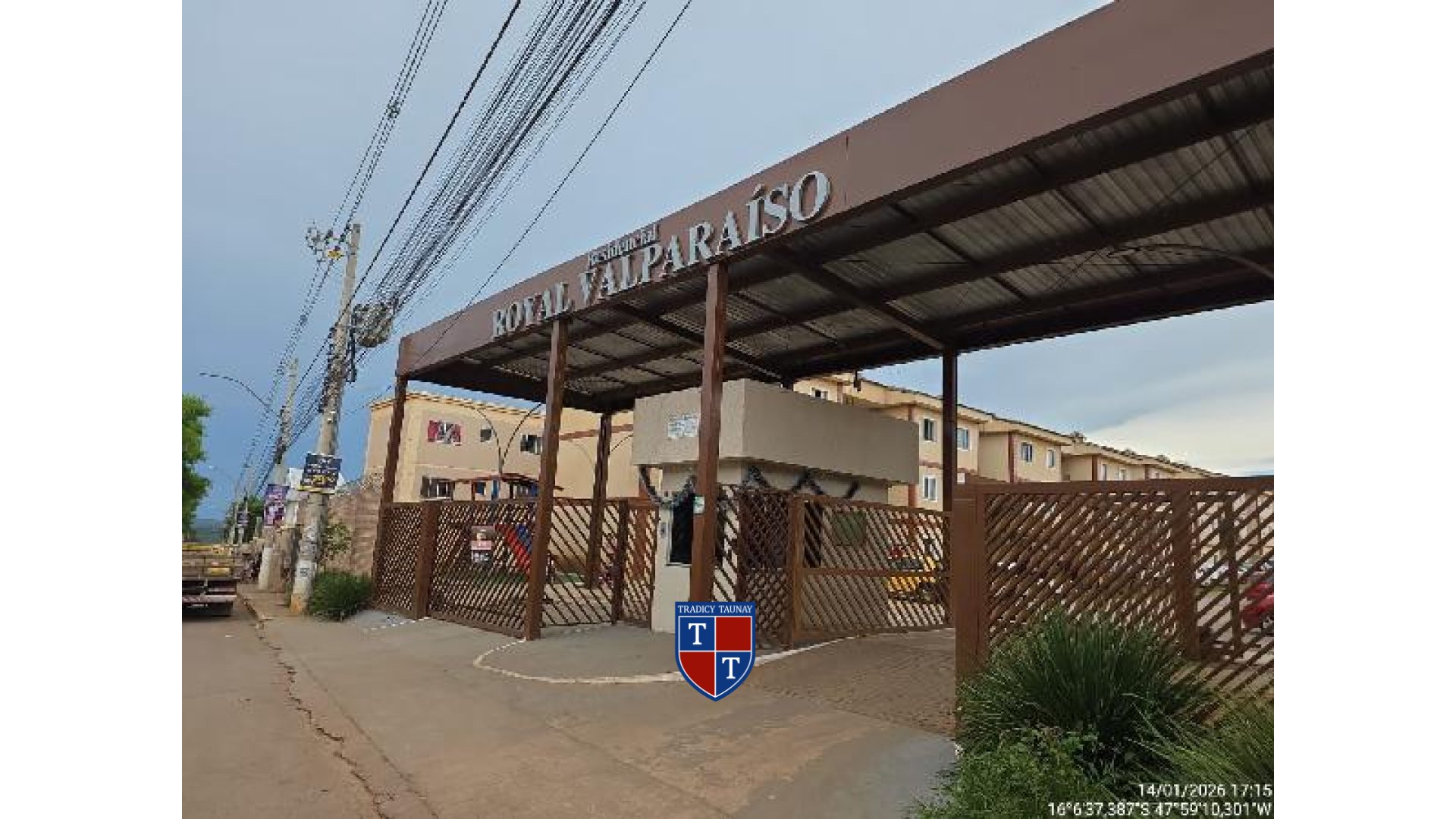 APARTAMENTO em CHACARAS E MANSOES SANTA MARIA