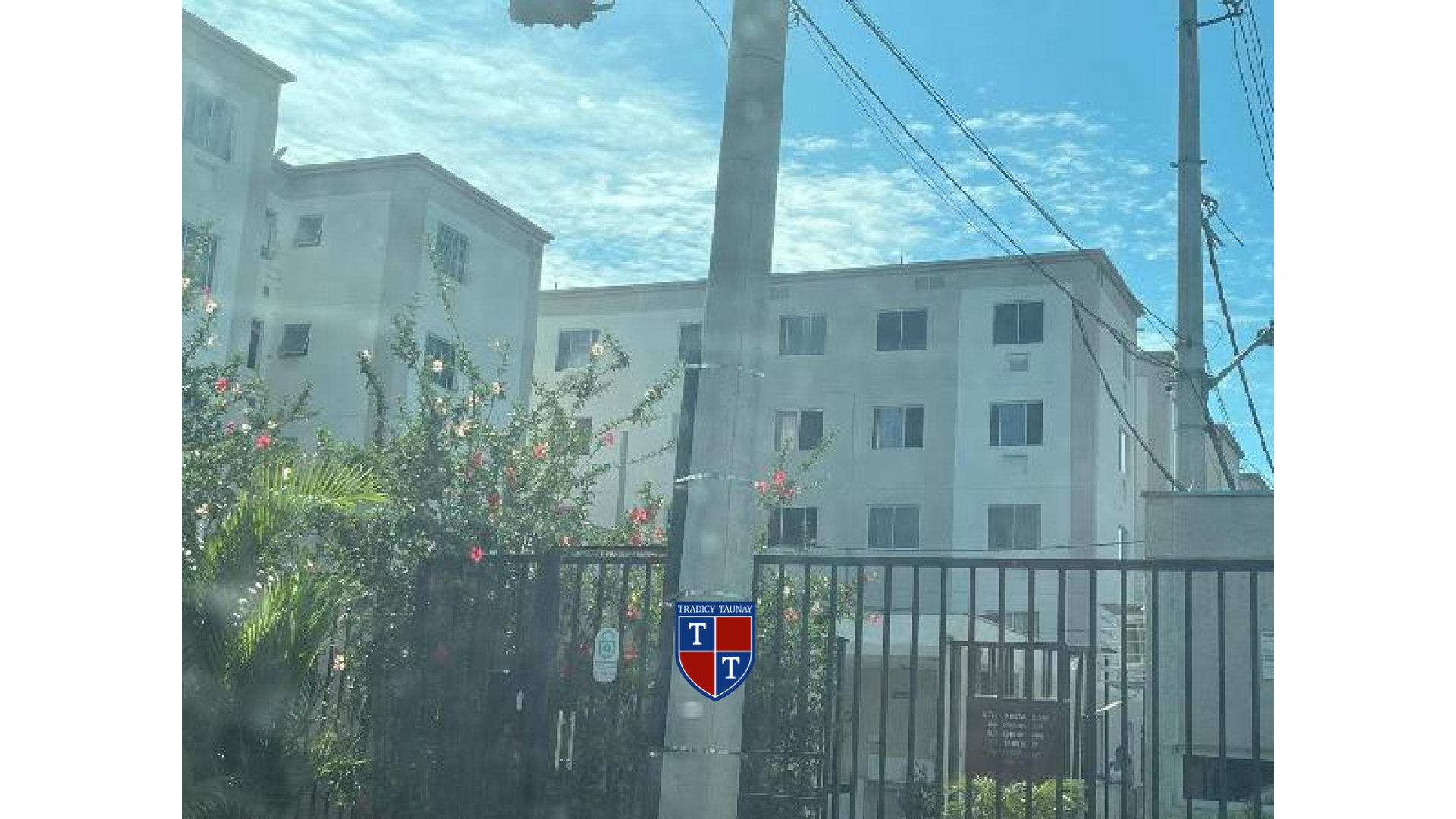 APARTAMENTO em SANTA CRUZ