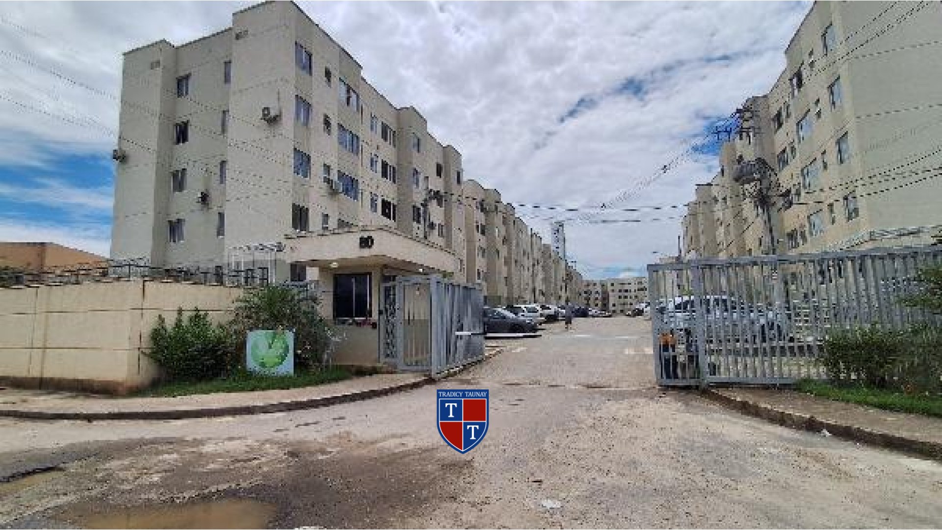 APARTAMENTO em SAO VICENTE