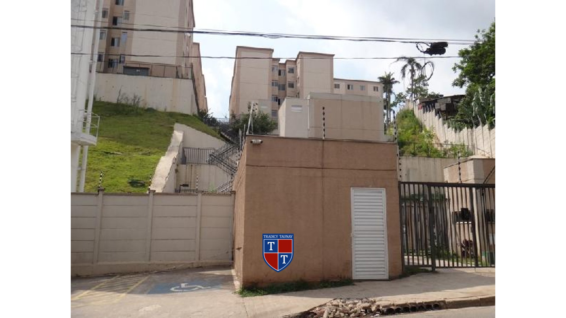 APARTAMENTO em TUCURUVI