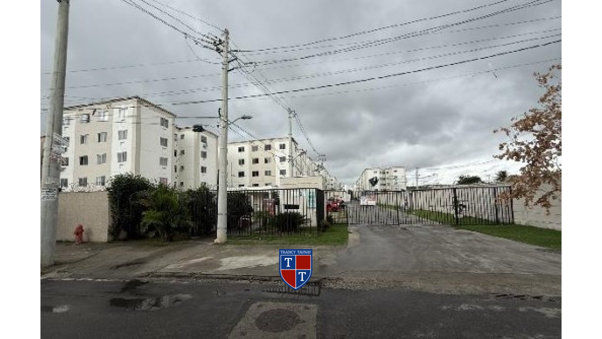 APARTAMENTO em SANTA CRUZ