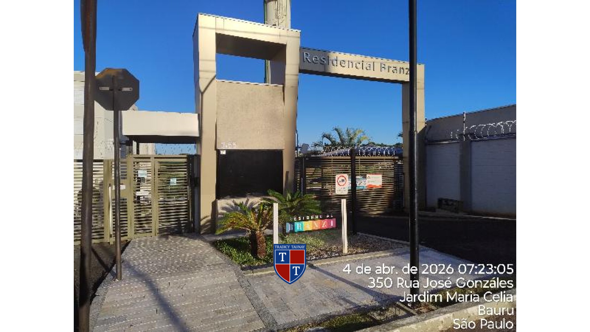 APARTAMENTO em JARDIM MARIA CELIA
