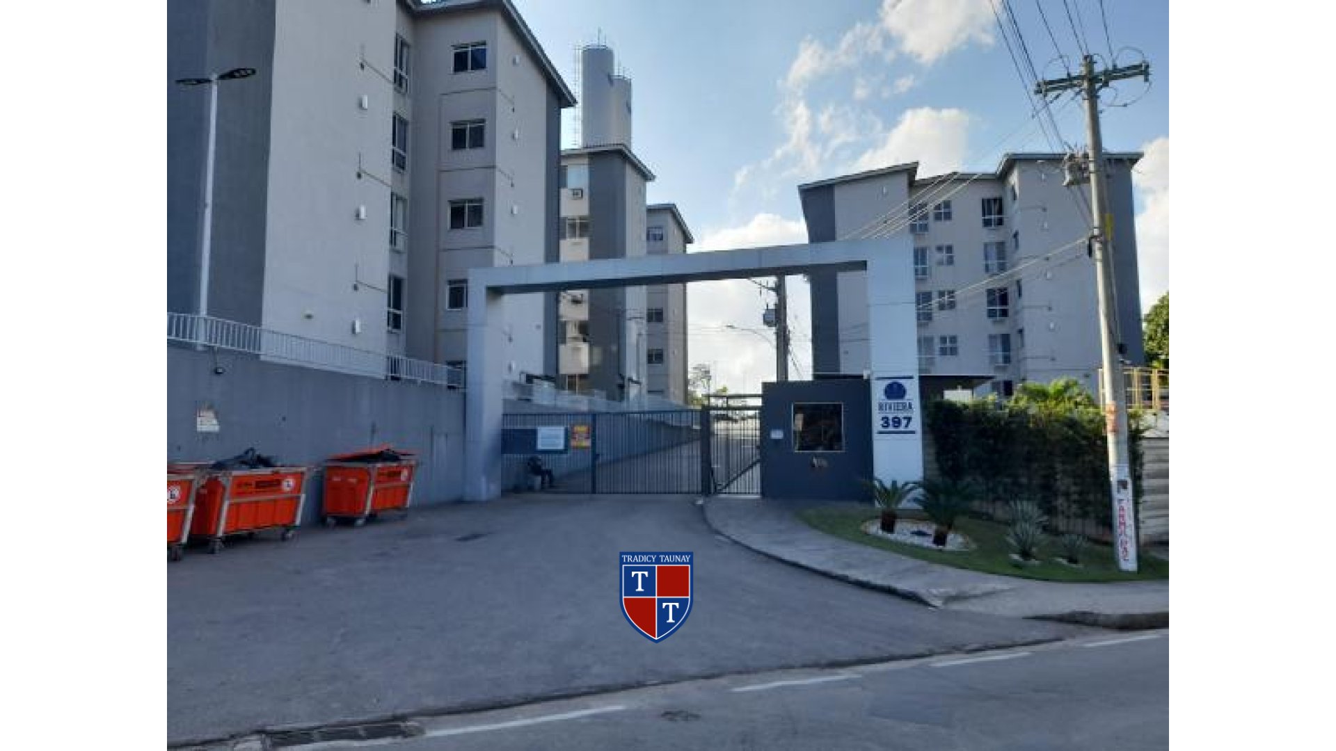 APARTAMENTO em SANTA CRUZ