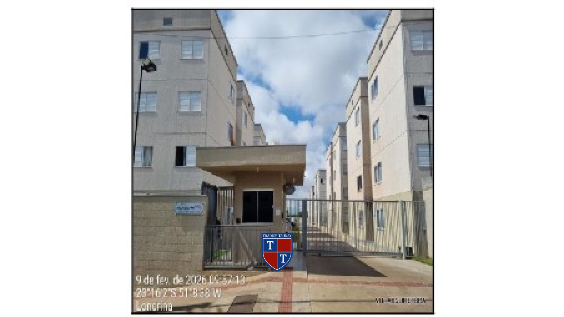 APARTAMENTO em CONJUNTO SEMIRAMIS BARROS BRAGA