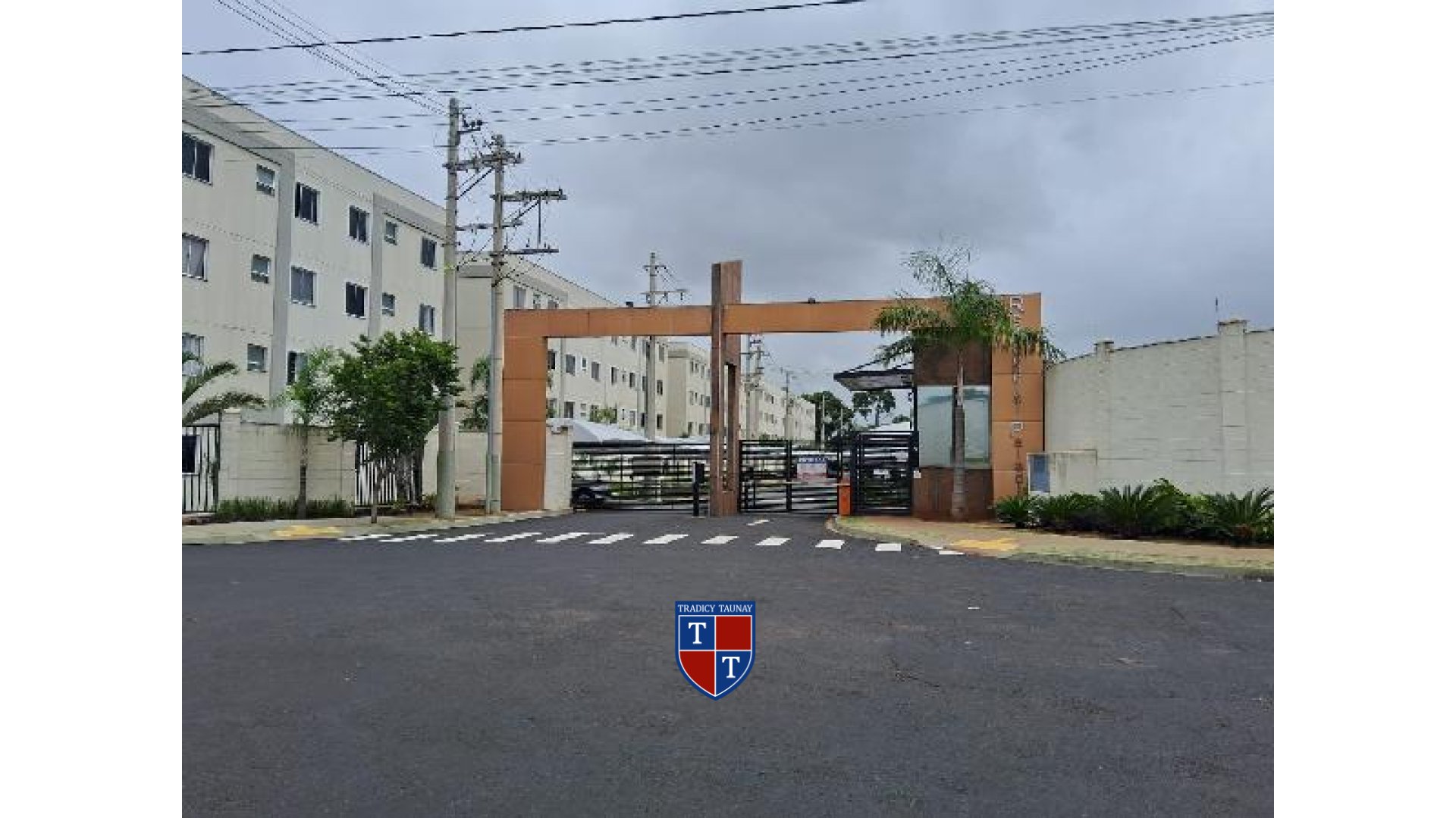 APARTAMENTO em JARDIM OURO BRANCO