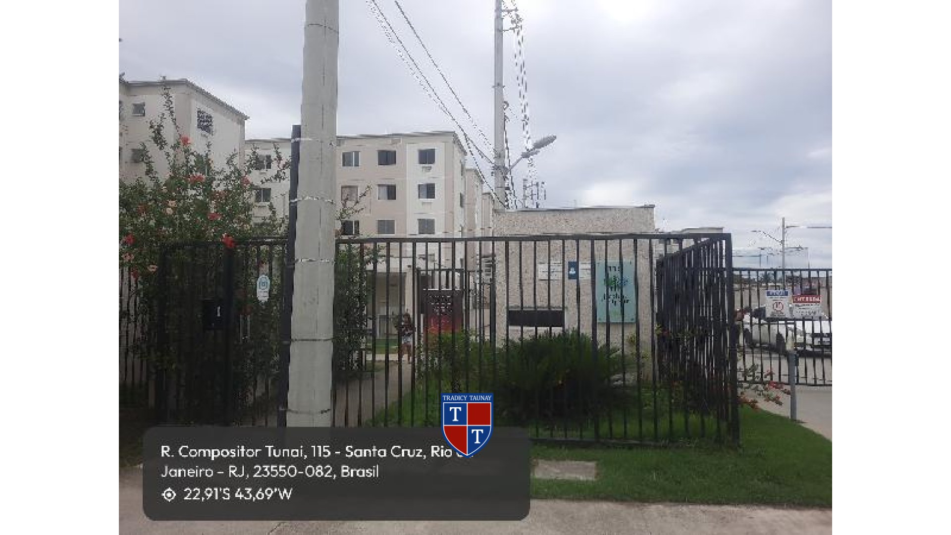 APARTAMENTO em SANTA CRUZ