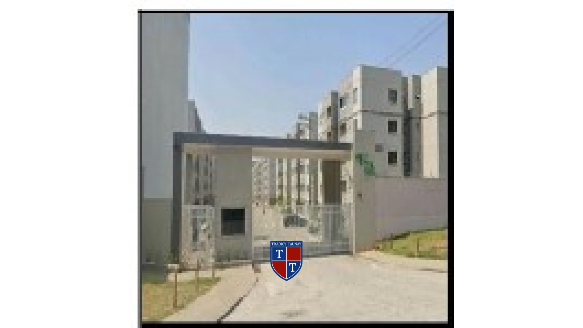APARTAMENTO em PONTO CHIC