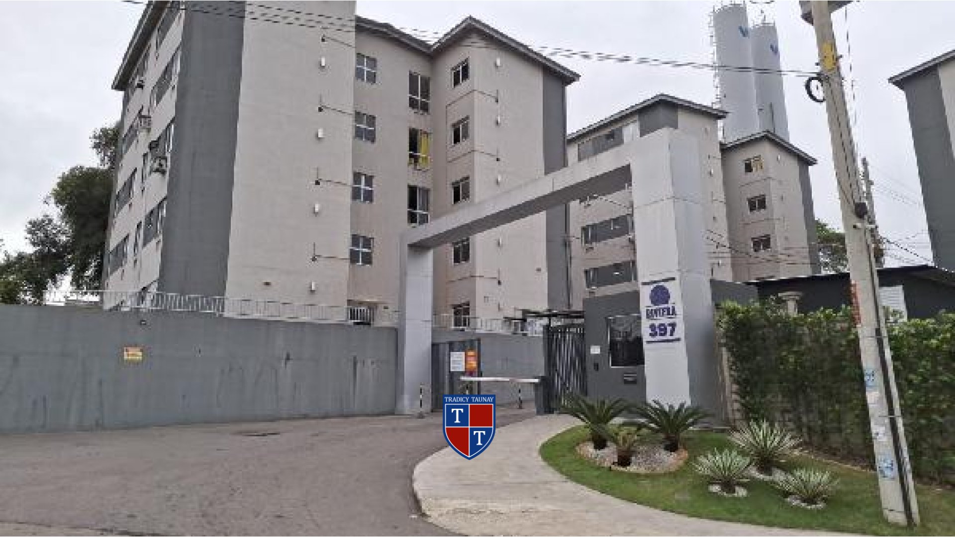 APARTAMENTO em SANTA CRUZ