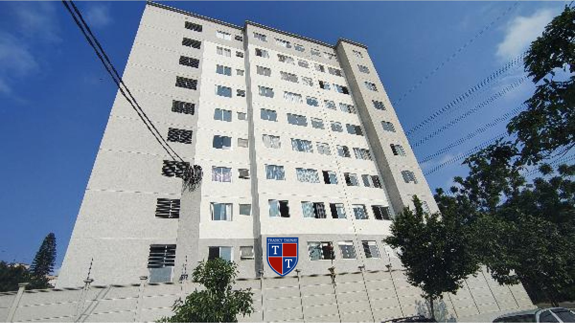 APARTAMENTO em JARDIM IMPERADOR (ZONA LESTE)