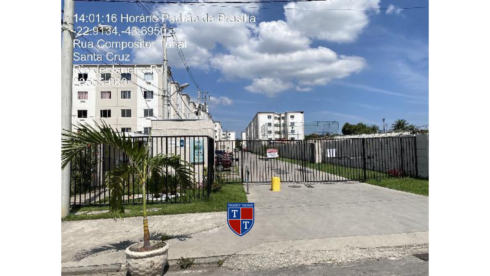 APARTAMENTO em SANTA CRUZ