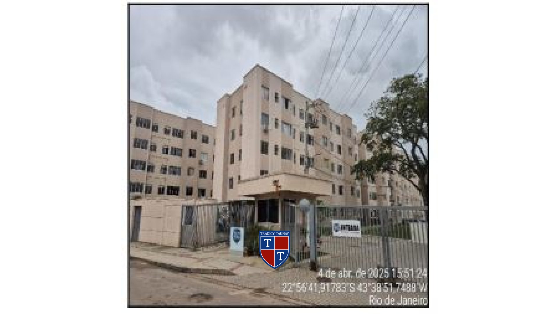 APARTAMENTO em SANTA CRUZ