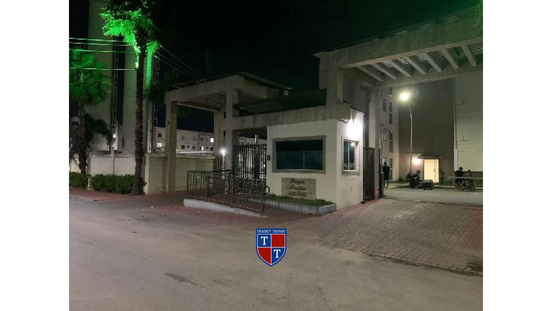 APARTAMENTO em PARQUE PECUARIA