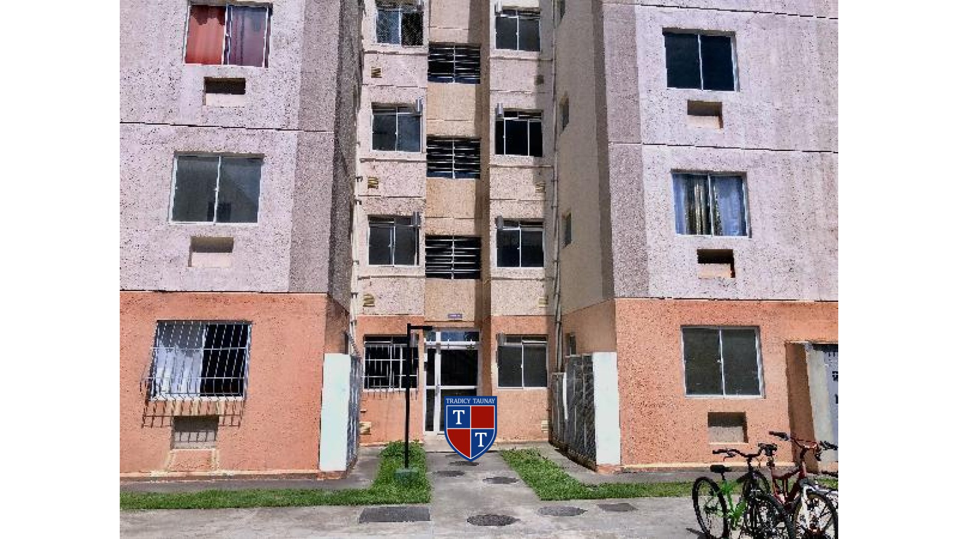 Foto 1 de APARTAMENTO em SANTA CRUZ, RIO DE JANEIRO/RJ - Imóvel Retomado CAIXA Ref 8787710701482