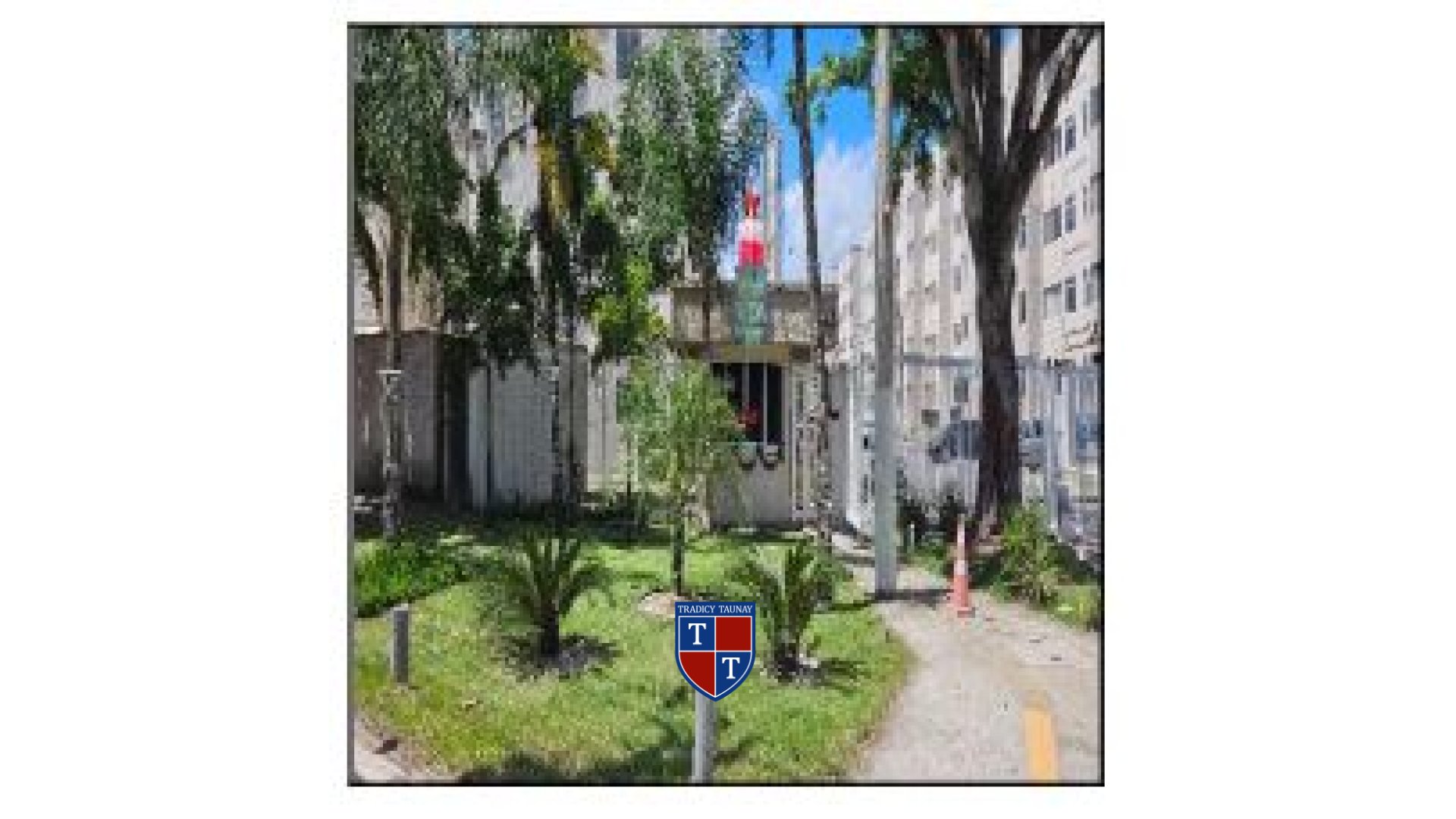 APARTAMENTO em SANTA CRUZ