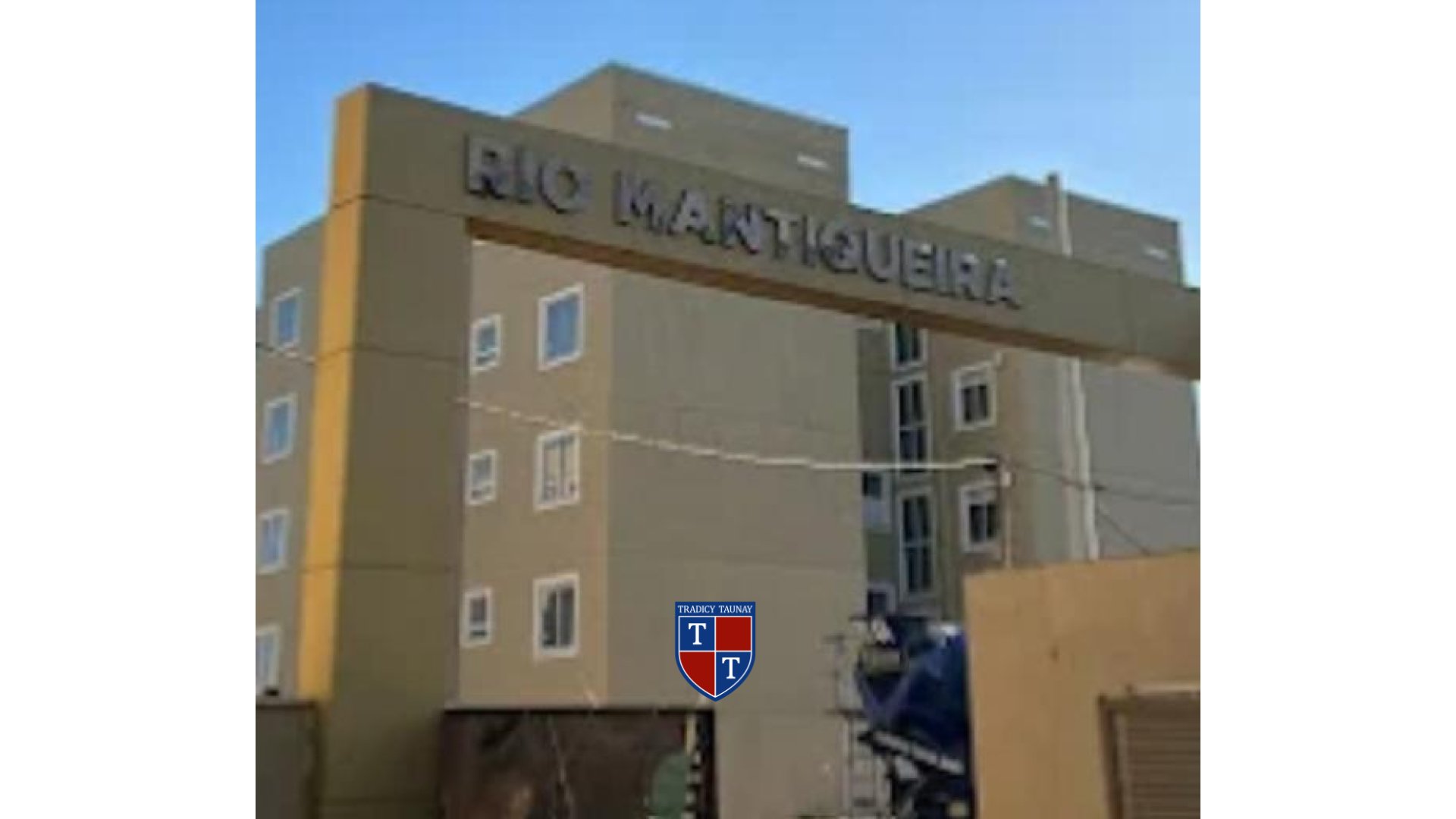 APARTAMENTO em SANTA CRUZ