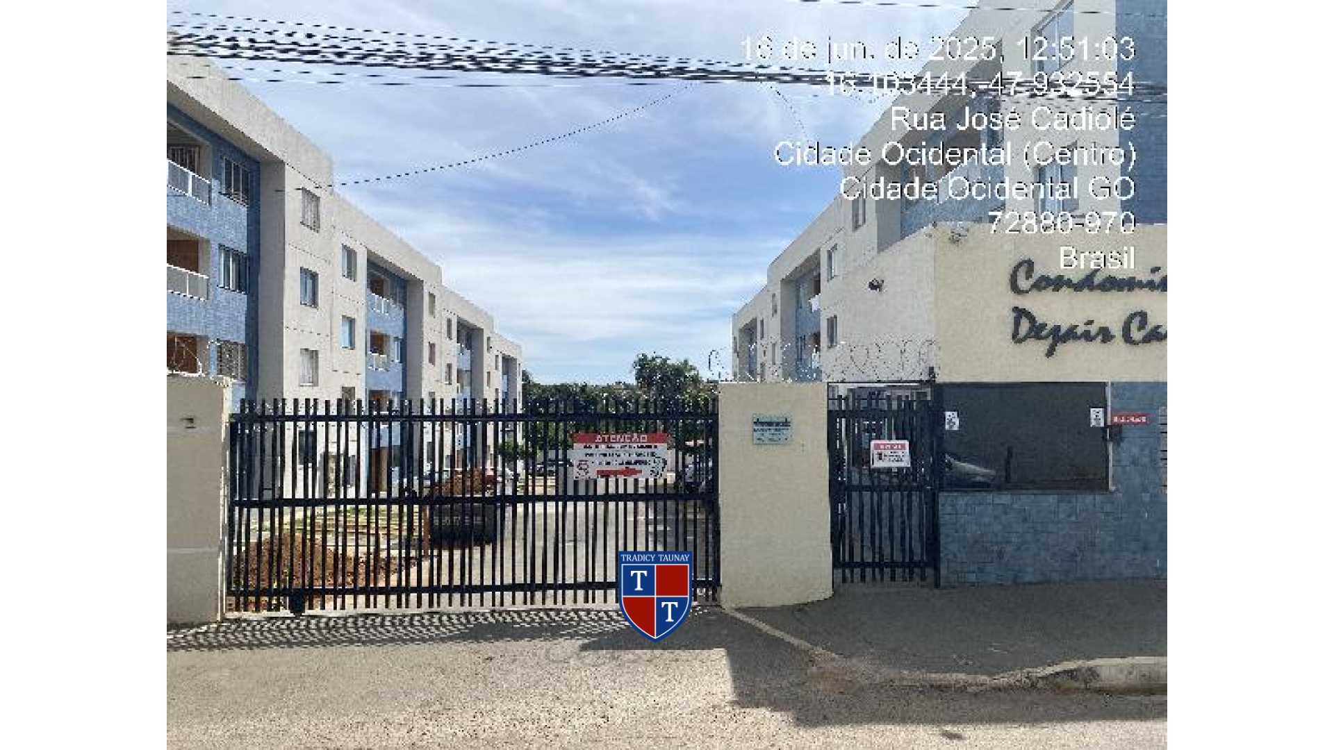APARTAMENTO em MANSOES SULESTE