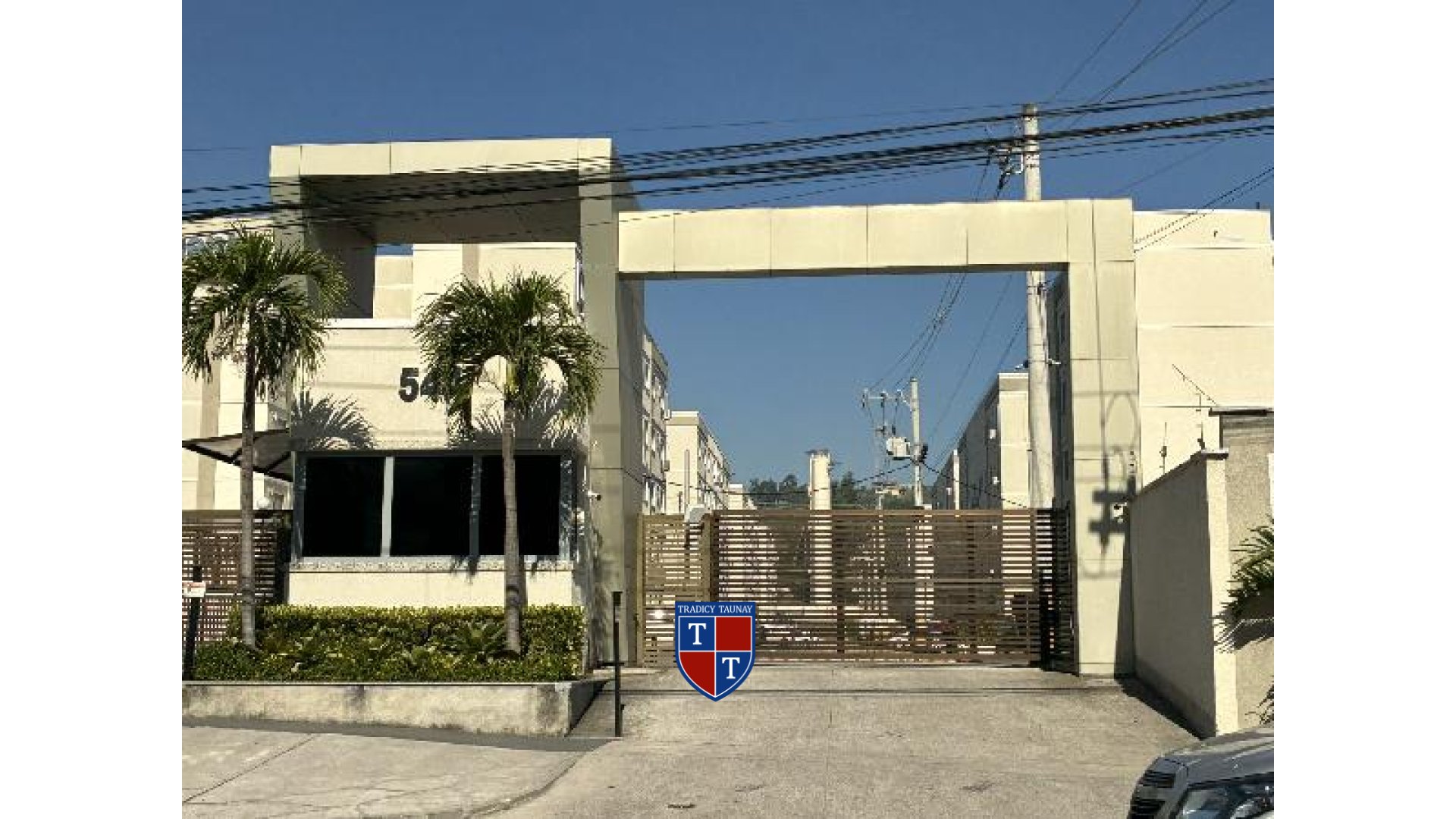 APARTAMENTO em VILA LAGE