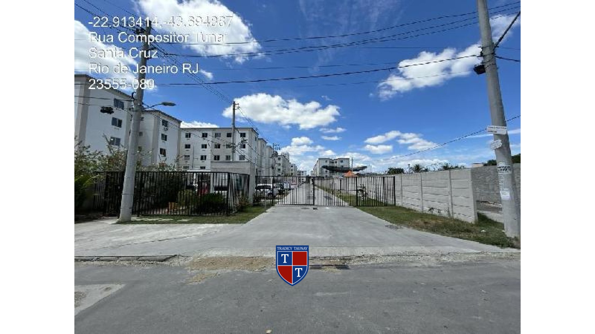 APARTAMENTO em SANTA CRUZ