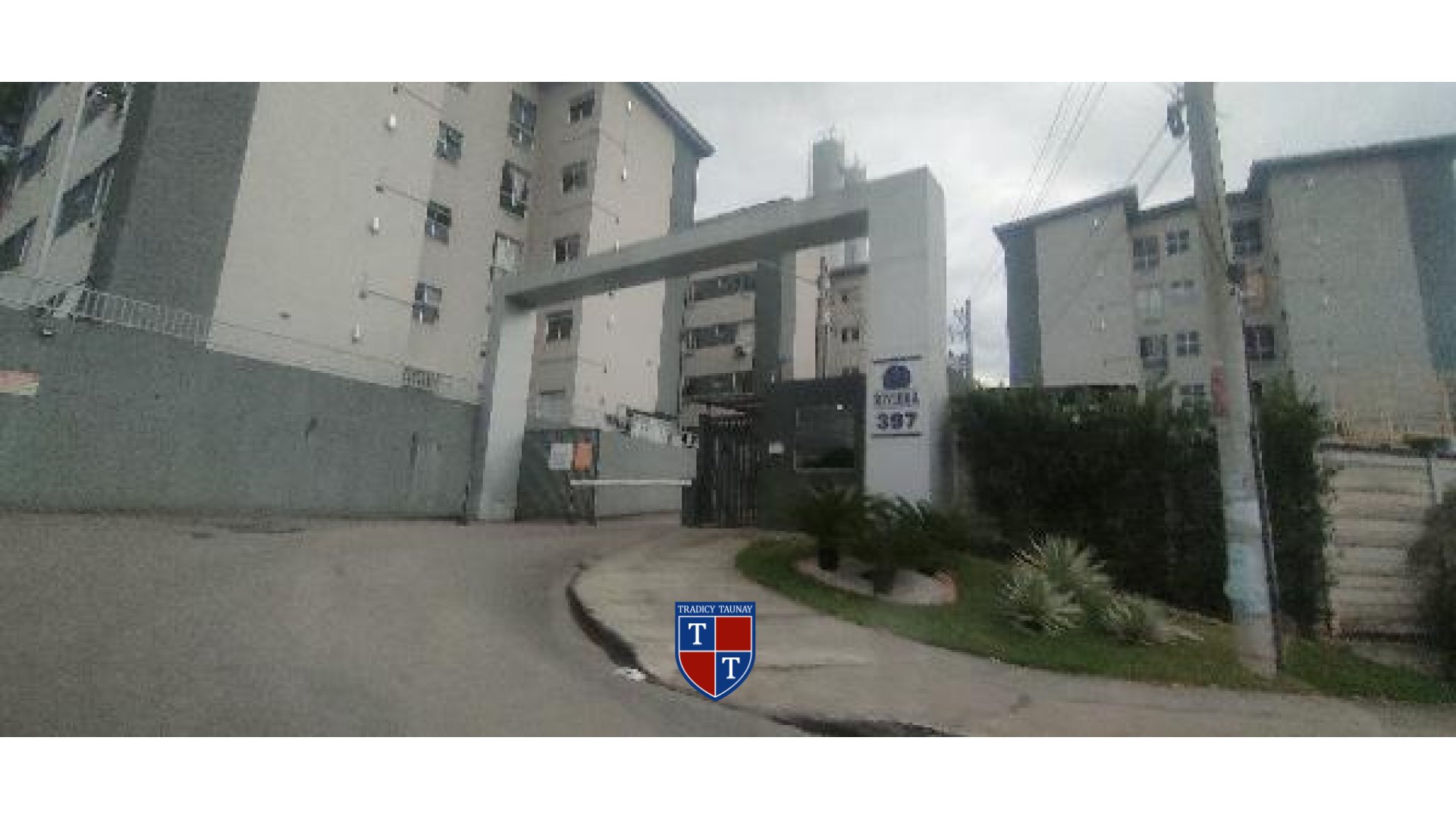 APARTAMENTO em SANTA CRUZ
