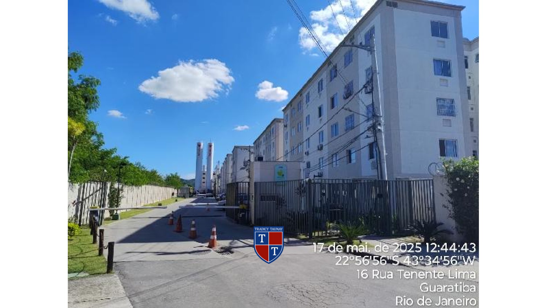 APARTAMENTO em GUARATIBA