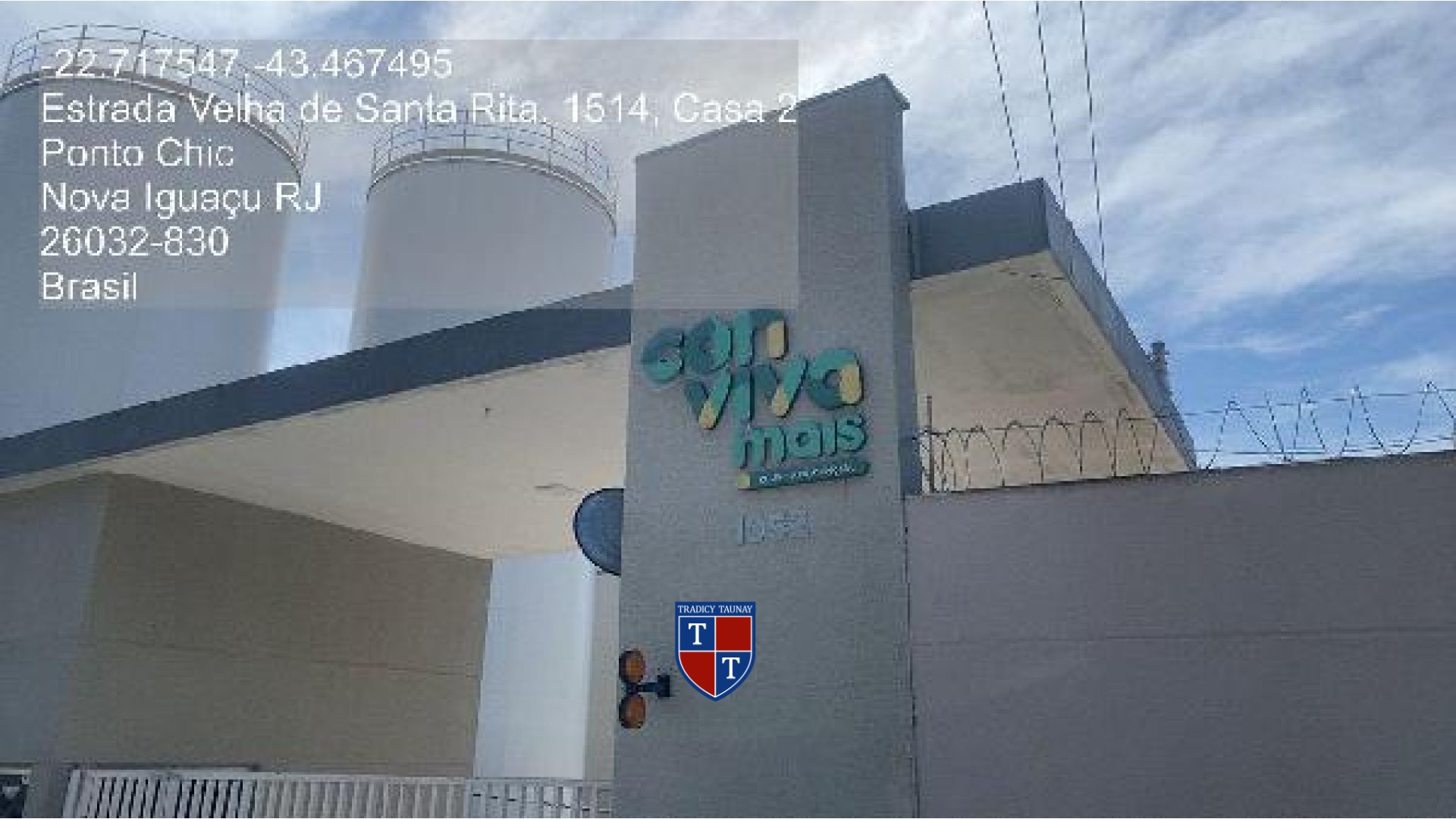 APARTAMENTO em PONTO CHIC