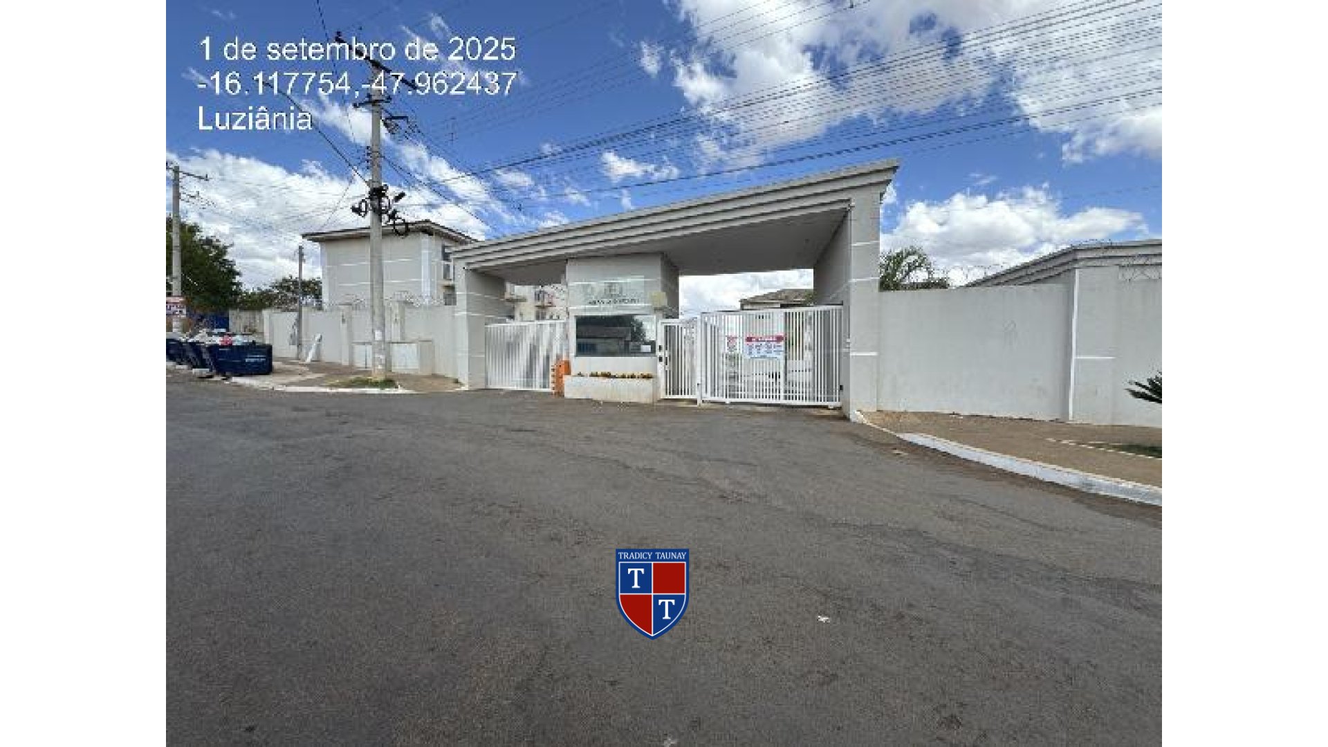 APARTAMENTO em FAZENDA SAIA VELHA