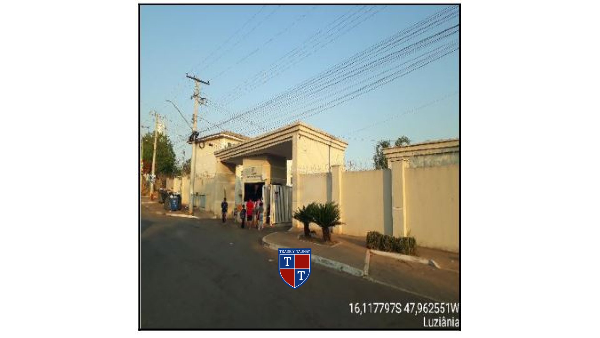 APARTAMENTO em FAZENDA SAIA VELHA