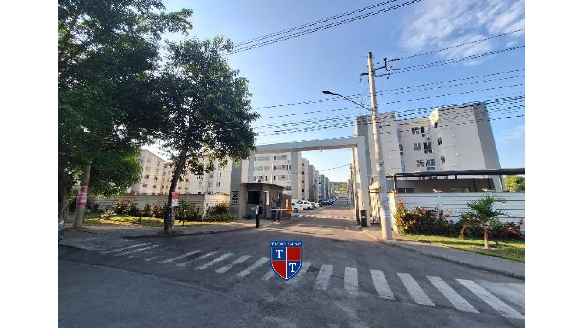 APARTAMENTO em SANTA CRUZ