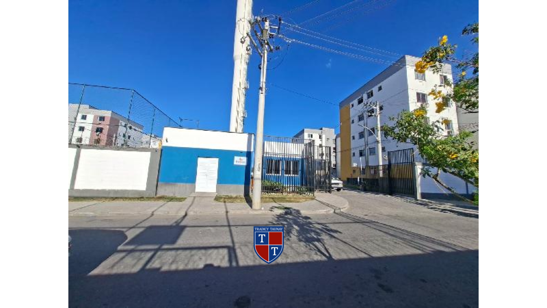 Foto 1 de APARTAMENTO em JARDIM GRAMACHO, DUQUE DE CAXIAS/RJ - Imóvel Retomado CAIXA Ref 8787711221581