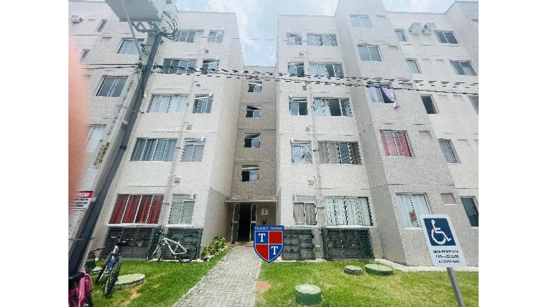 APARTAMENTO em TRIBOBO