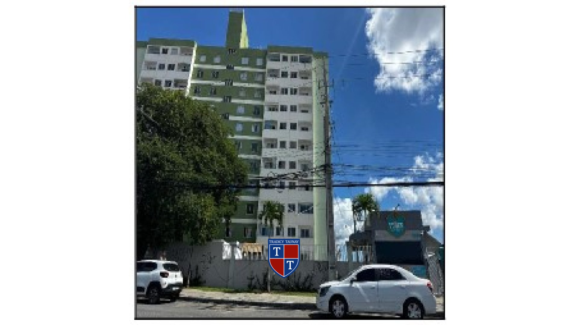 APARTAMENTO em PIRAJA