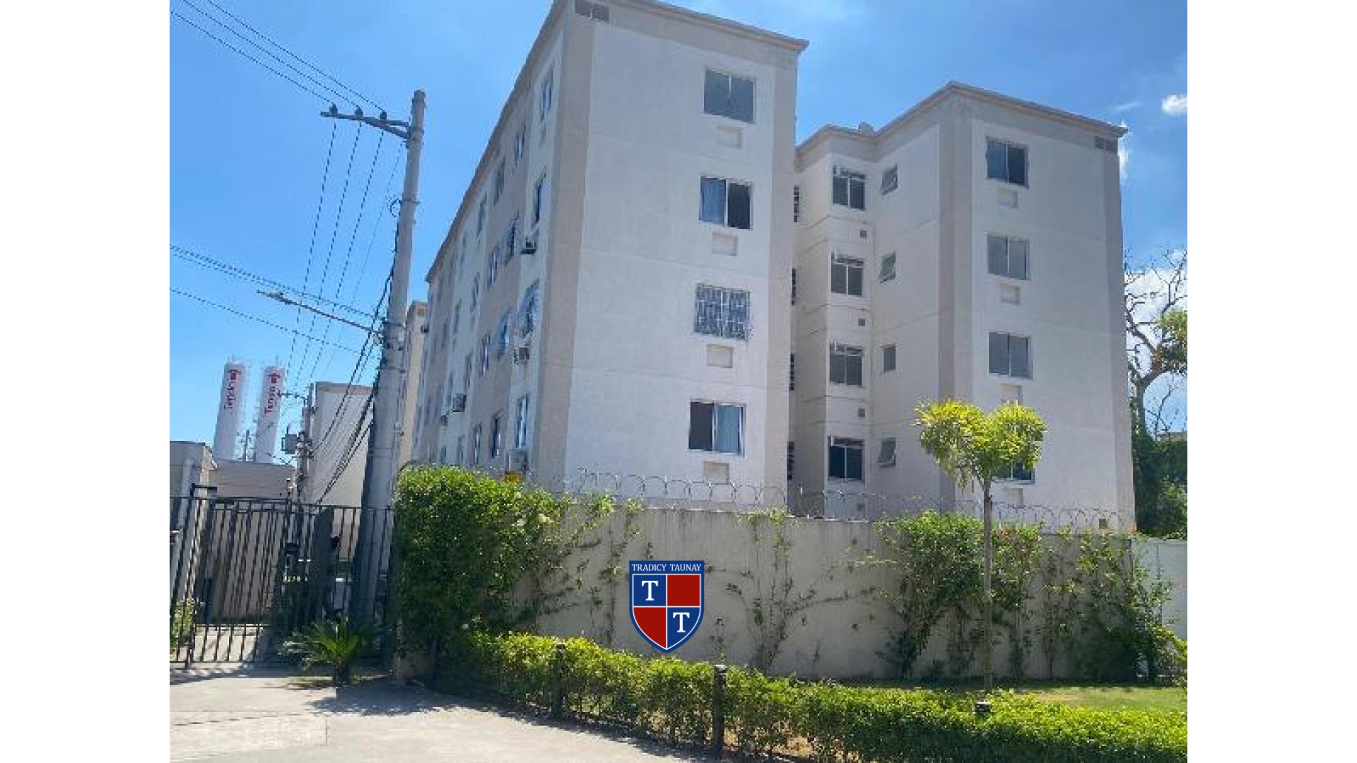 APARTAMENTO em GUARATIBA