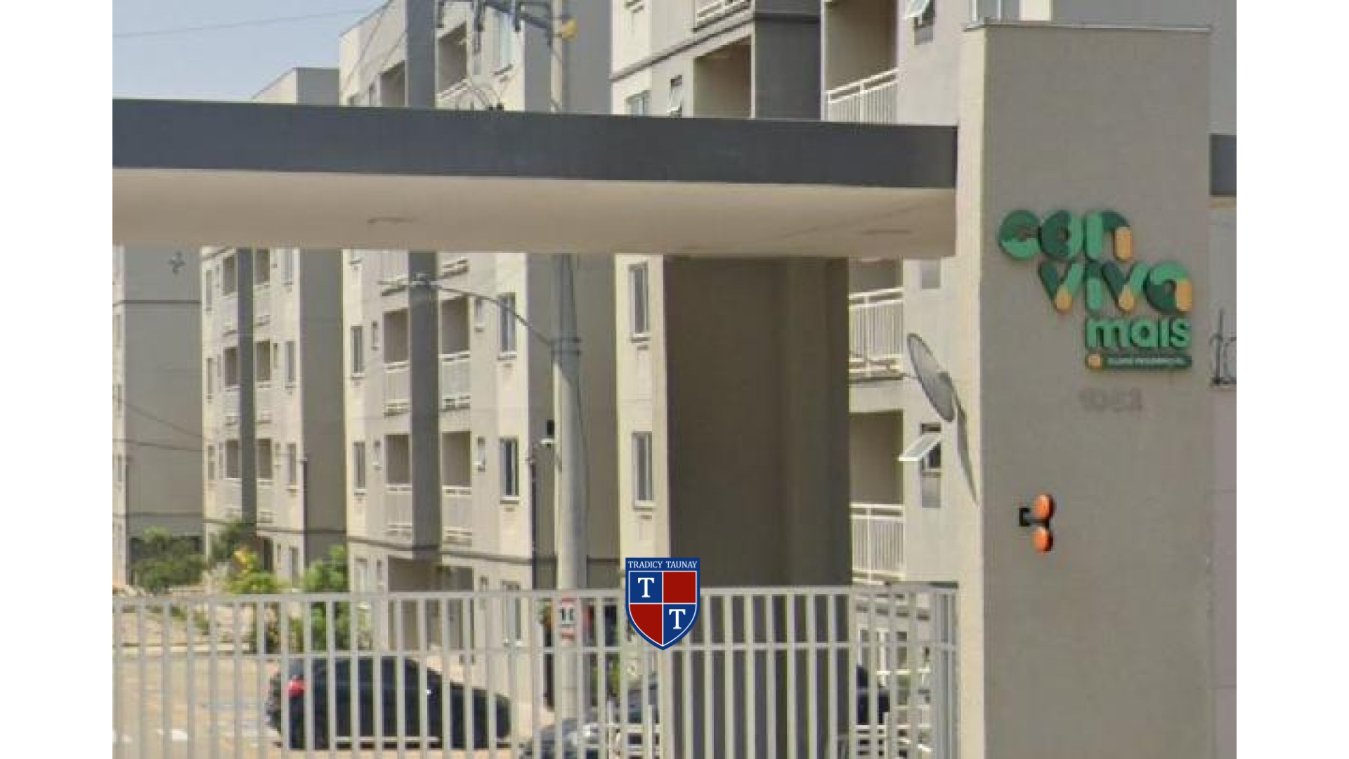 APARTAMENTO em PONTO CHIC