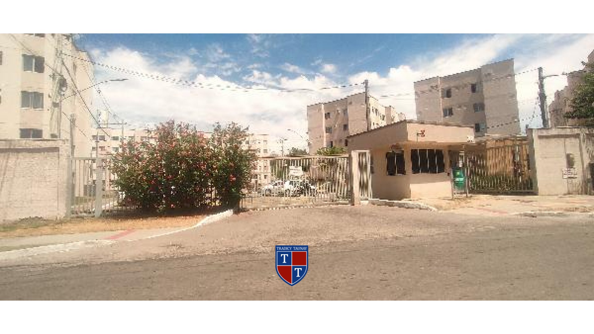 APARTAMENTO em TRIBOBO