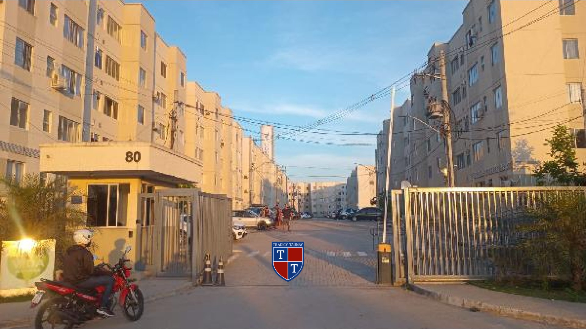 APARTAMENTO em SAO VICENTE
