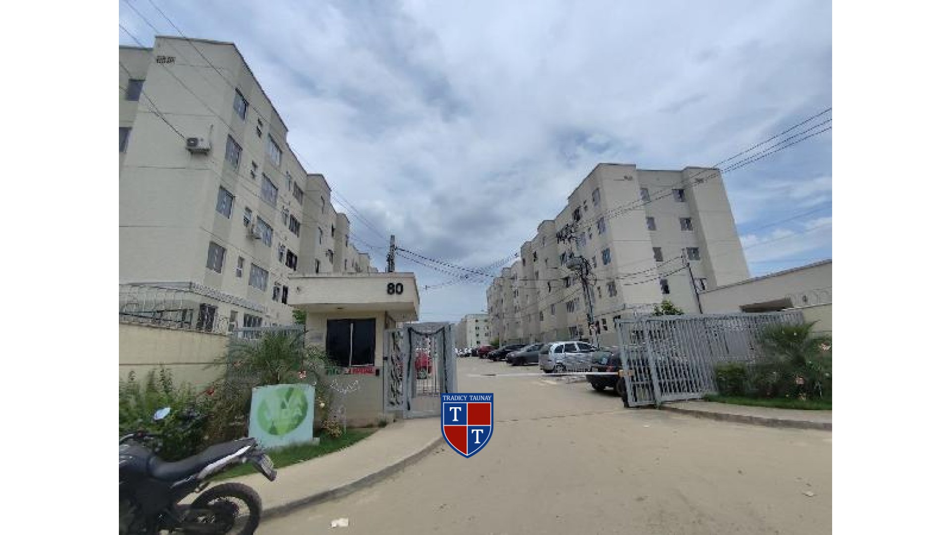 APARTAMENTO em SAO VICENTE