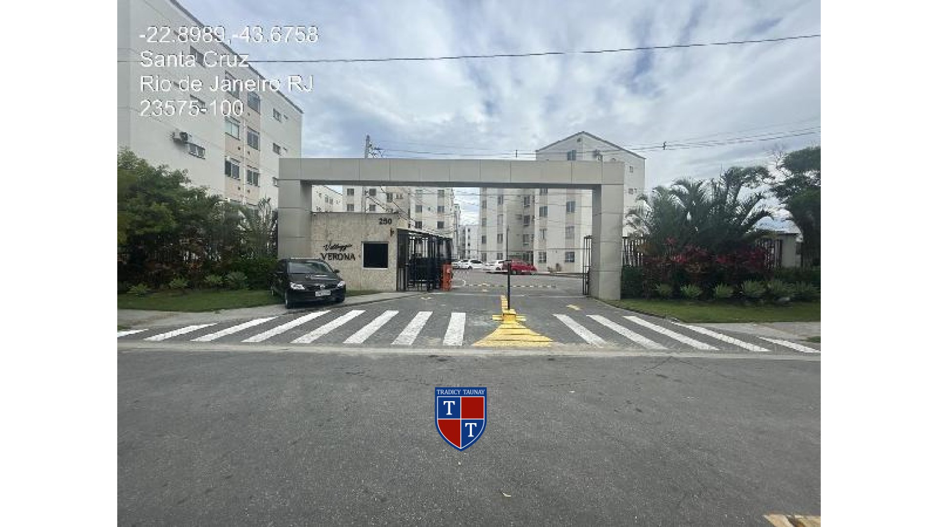 APARTAMENTO em SANTA CRUZ