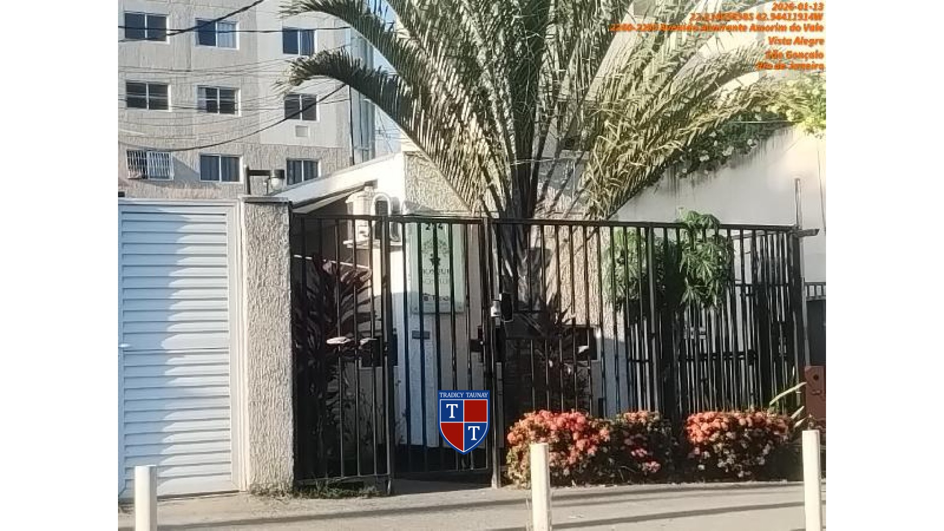 APARTAMENTO em MONJOLOS